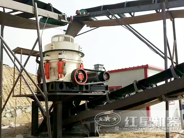 圓錐破碎機生產現場圖