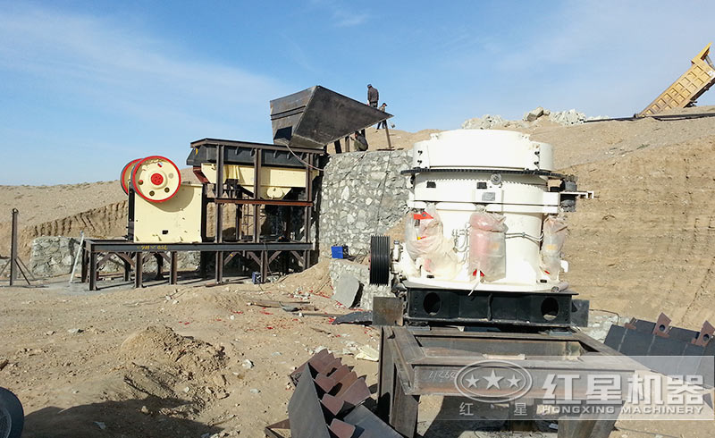 硬石頭粉碎作業現場