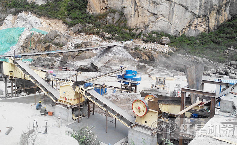采石場粉碎石頭都有哪些設備？加工石子用什么破碎機